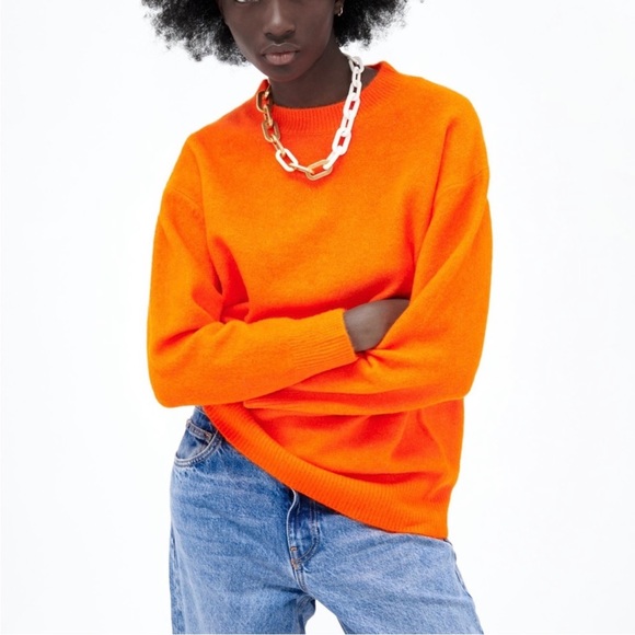 Zara Sweaters - Zara Orange Relaxed Sweater Womens Size M